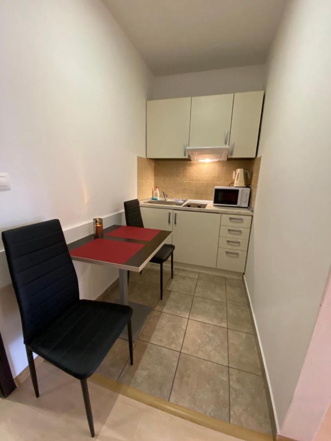 Besenova Apartman Relax Екстер'єр фото